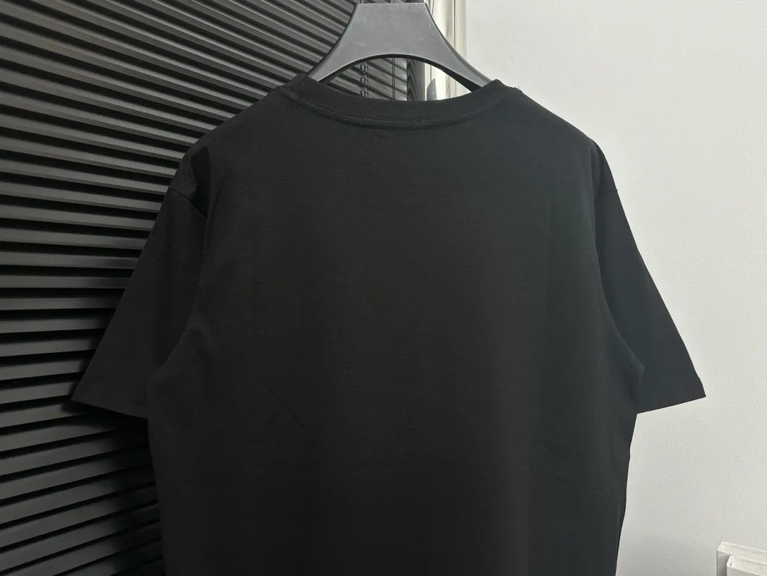 ￼ 【YSL】 25ss Classiclogo t Classic 260g ! ， ，os ， ， Same Style。 ：Black，White Size：XS-L